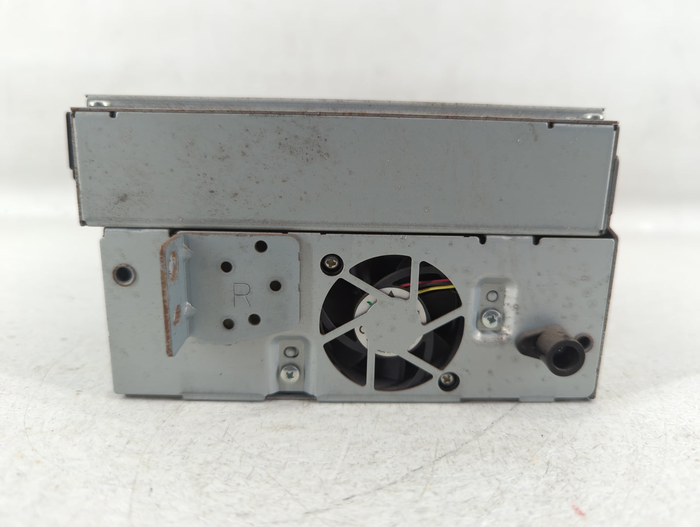 2013-2013 Volvo V60 Am Fm Cd Player Radio Receiver - Oemusedautoparts1.com
