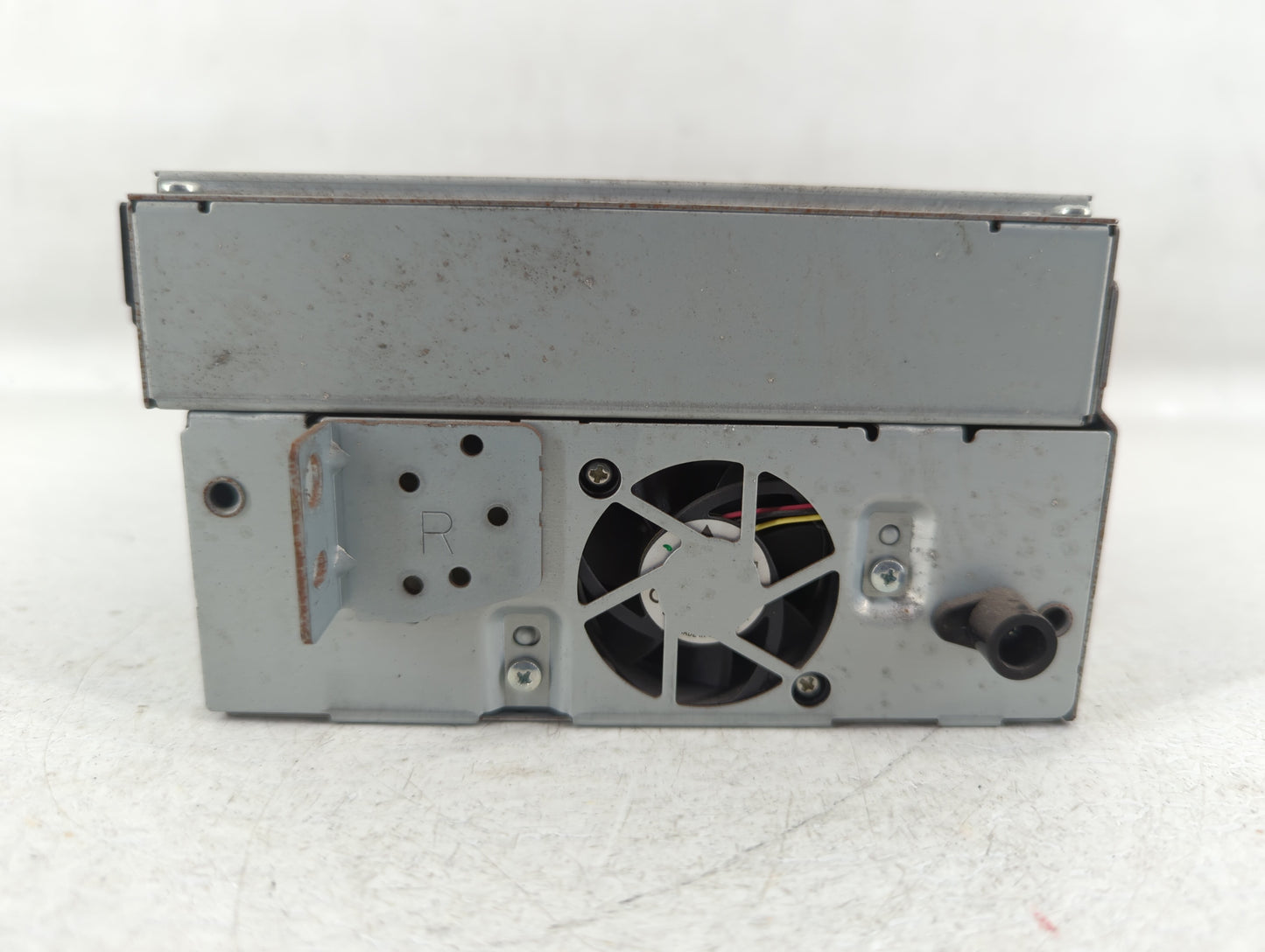 2013-2013 Volvo V60 Am Fm Cd Player Radio Receiver - Oemusedautoparts1.com