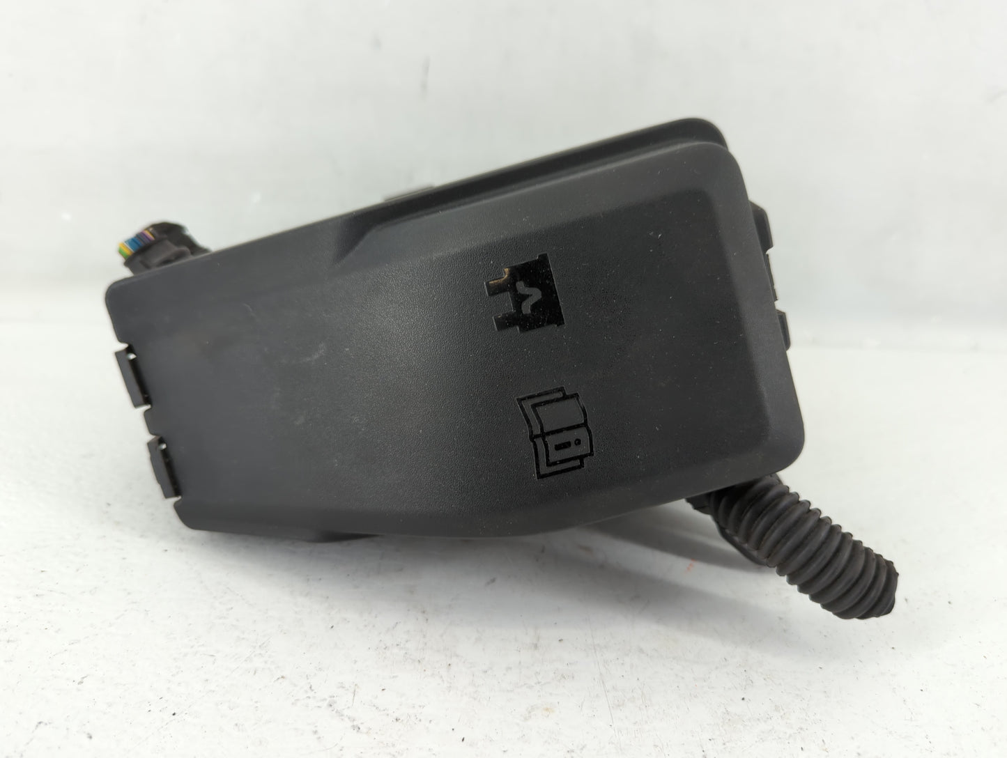 2013 Volvo V60 Fusebox Fuse Box Panel Relay Module P/N:31346538 Fits Fits 2011 2012 2014 OEM Used Auto Parts - Oemusedautopa