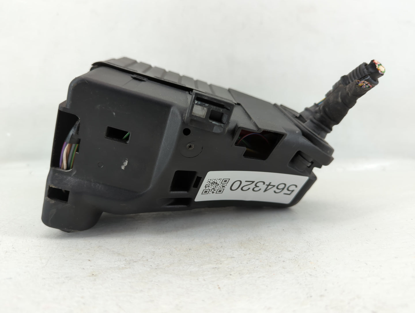 2013 Volvo V60 Fusebox Fuse Box Panel Relay Module P/N:6G9T-14A067 6G9T-14A067-CA Fits Fits 2011 2012 2014 OEM Used Auto Par