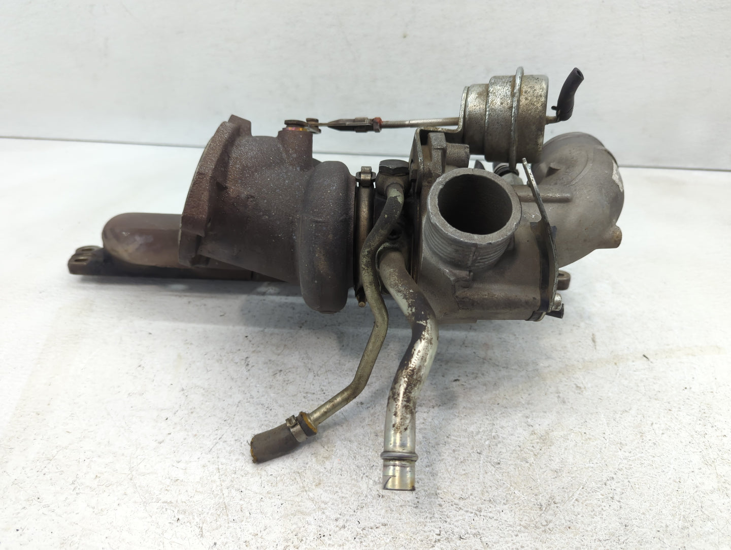 2015-2016 Volvo V60 Turbocharger Turbo Charger Super Charger Supercharger - Oemusedautoparts1.com