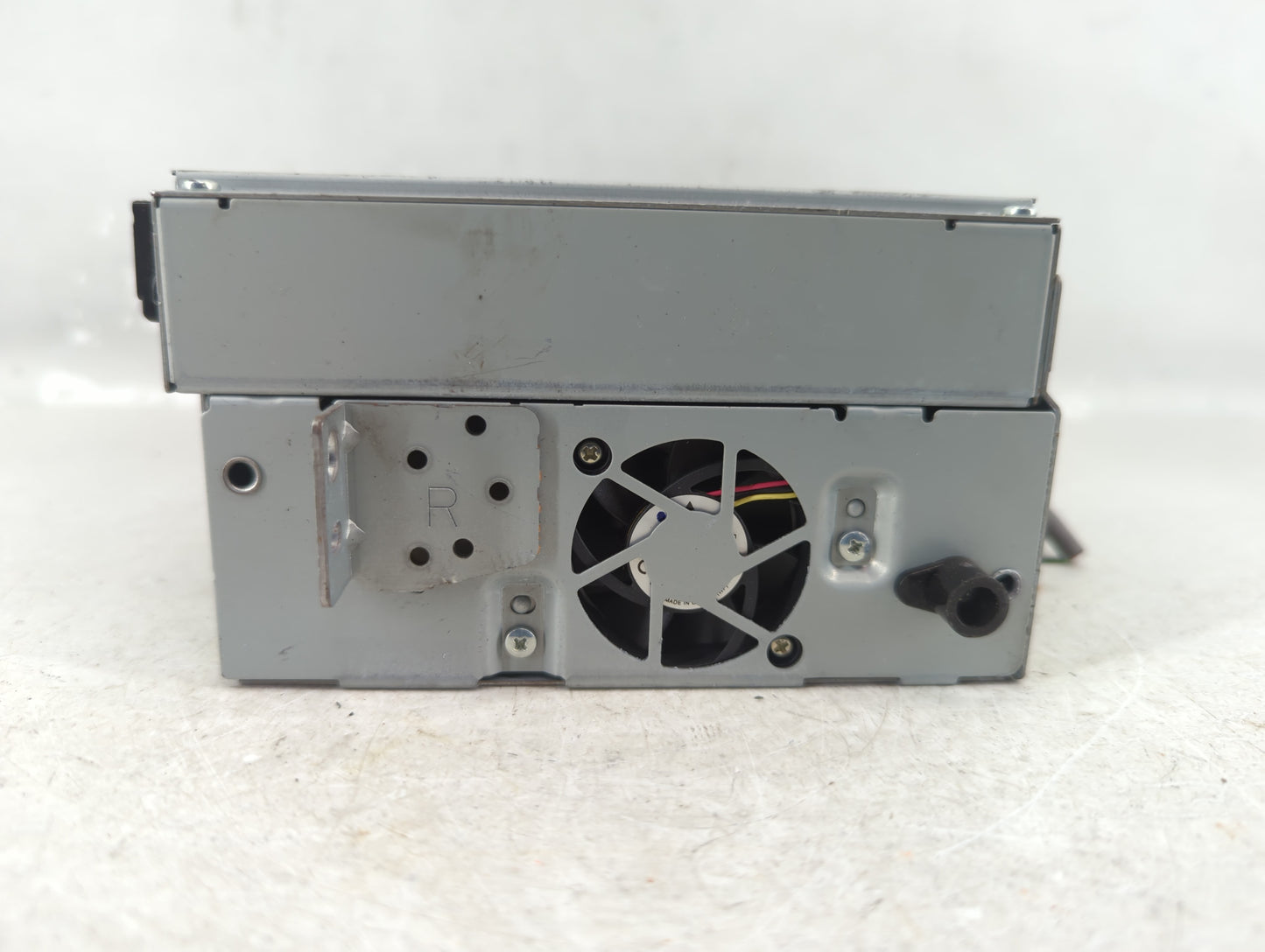 2013 Volvo V60 Radio AM FM Cd Player Receiver Replacement P/N:CF6N-18C815-BA Fits Fits 2011 2012 2014 2015 OEM Used Auto Par