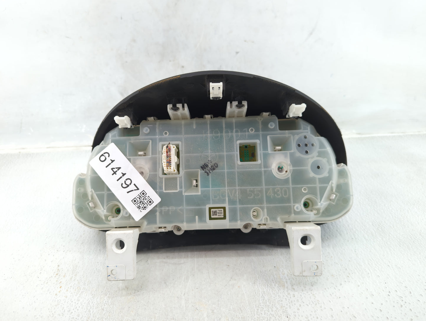 2013 Volvo V60 Instrument Cluster Speedometer Gauges P/N:BCV4 55 430 Fits Fits 2011 2012 2014 OEM Used Auto Parts - Oemuseda