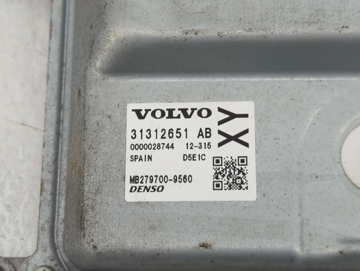 2015-2016 Volvo V60 PCM Engine Control Computer ECU ECM PCU OEM P/N:31312651 AB Fits Fits 2013 2014 2015 2016 OEM Used Auto 