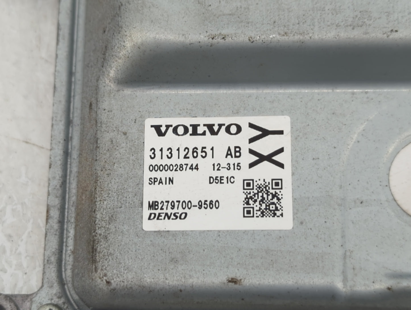 2015-2016 Volvo V60 PCM Engine Control Computer ECU ECM PCU OEM P/N:31312651 AB Fits Fits 2013 2014 2015 2016 OEM Used Auto 