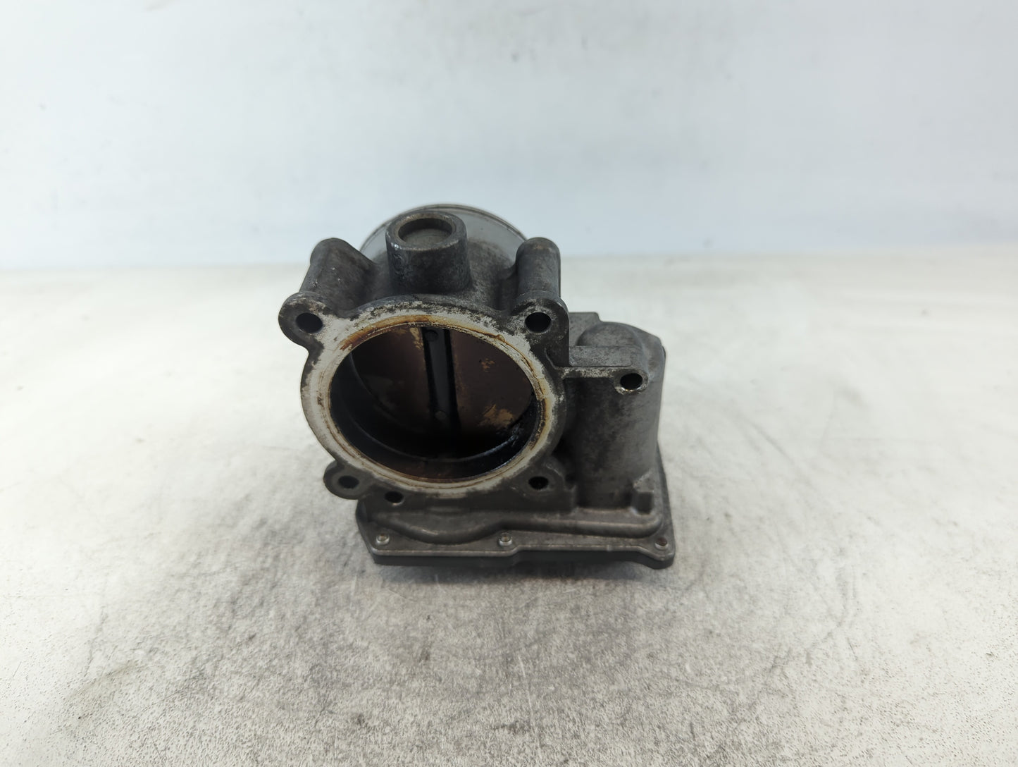 2015-2016 Volvo V60 Throttle Body P/N:78HL12-2510030-AAA 31331277 Fits Fits 2013 2014 2015 2016 OEM Used Auto Parts - Oemuse