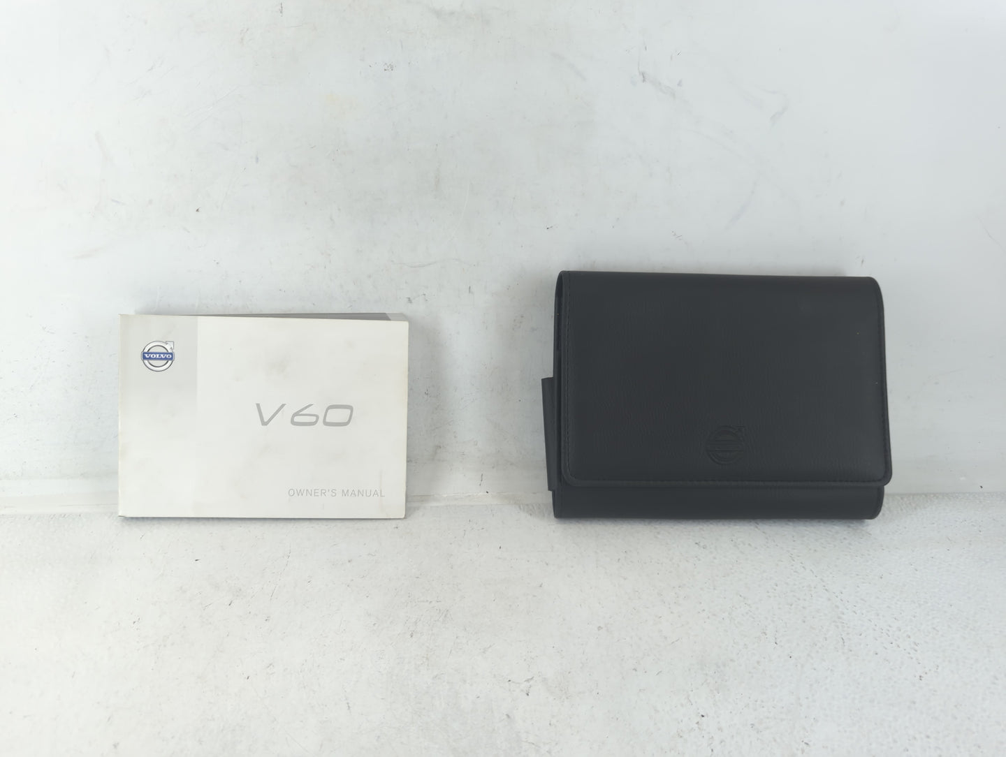 2013 Volvo V60 Owners Manual Book Guide OEM Used Auto Parts - Oemusedautoparts1.com