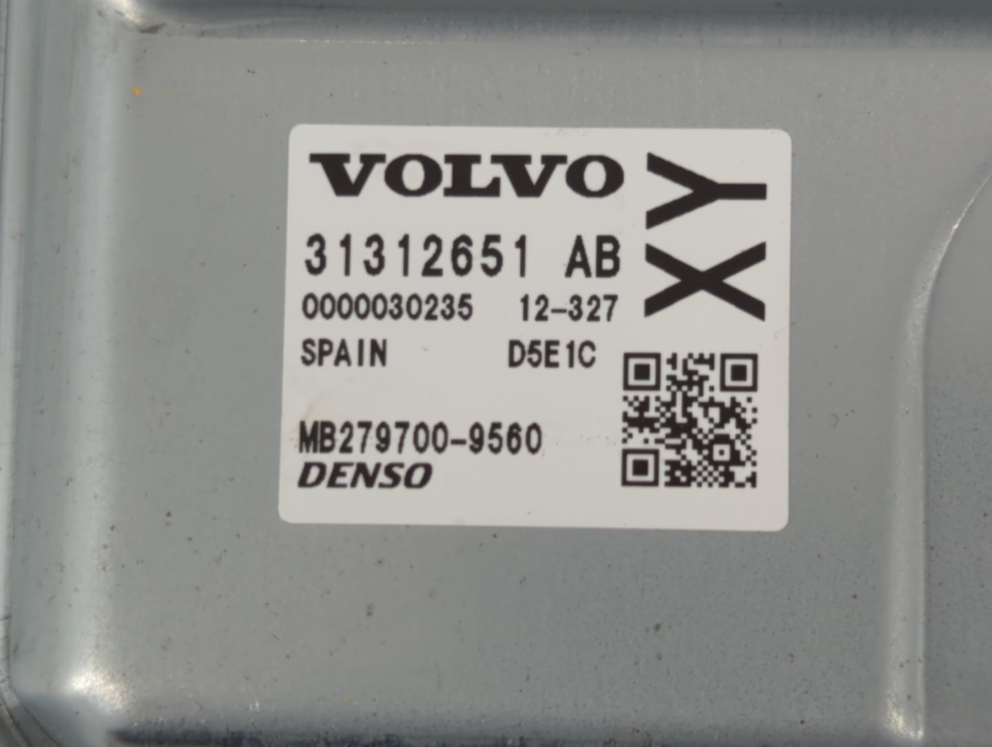 2015-2016 Volvo V60 PCM Engine Control Computer ECU ECM PCU OEM P/N:3131651 AB Fits Fits 2013 2014 2015 2016 OEM Used Auto P