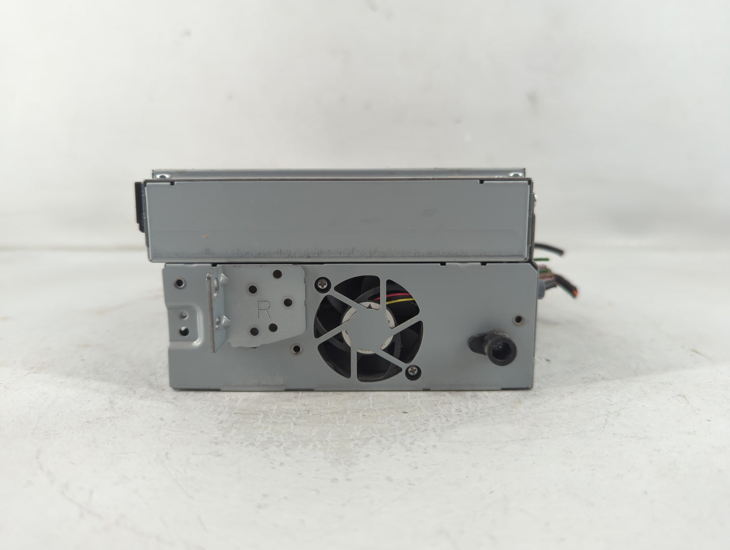 2013 Volvo V60 Radio AM FM Cd Player Receiver Replacement P/N:31357217AA Fits Fits 2011 2012 2014 2015 OEM Used Auto Parts -
