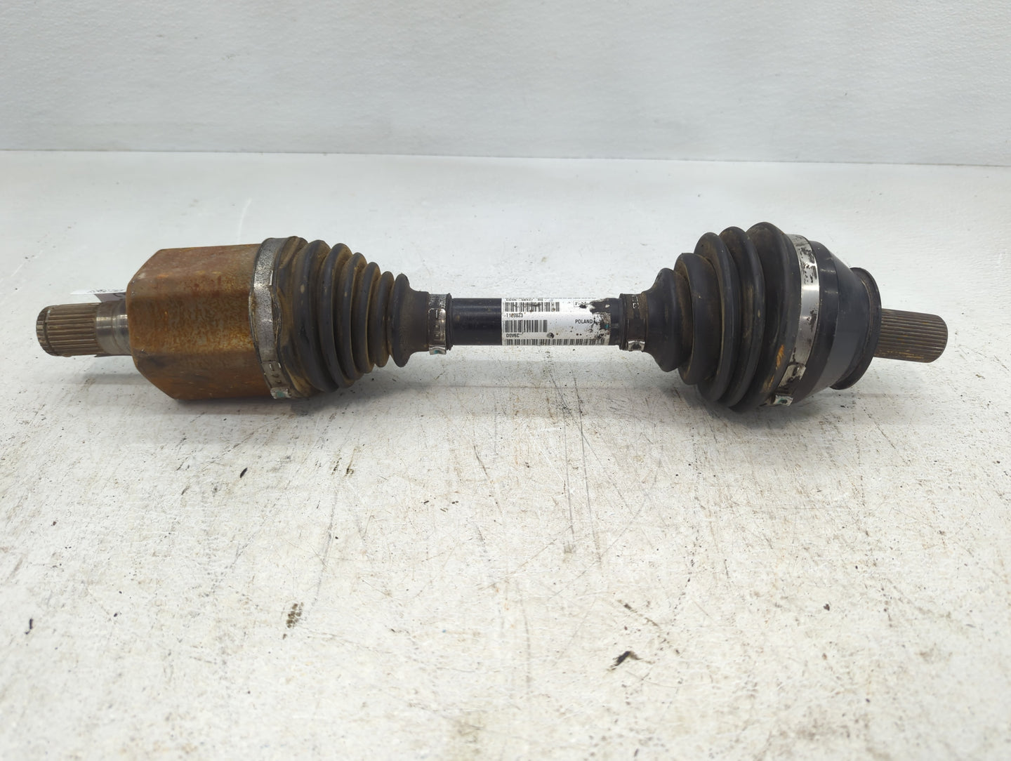 Volvo V60 Axle Shaft Front Driver Cv C/v - Oemusedautoparts1.com