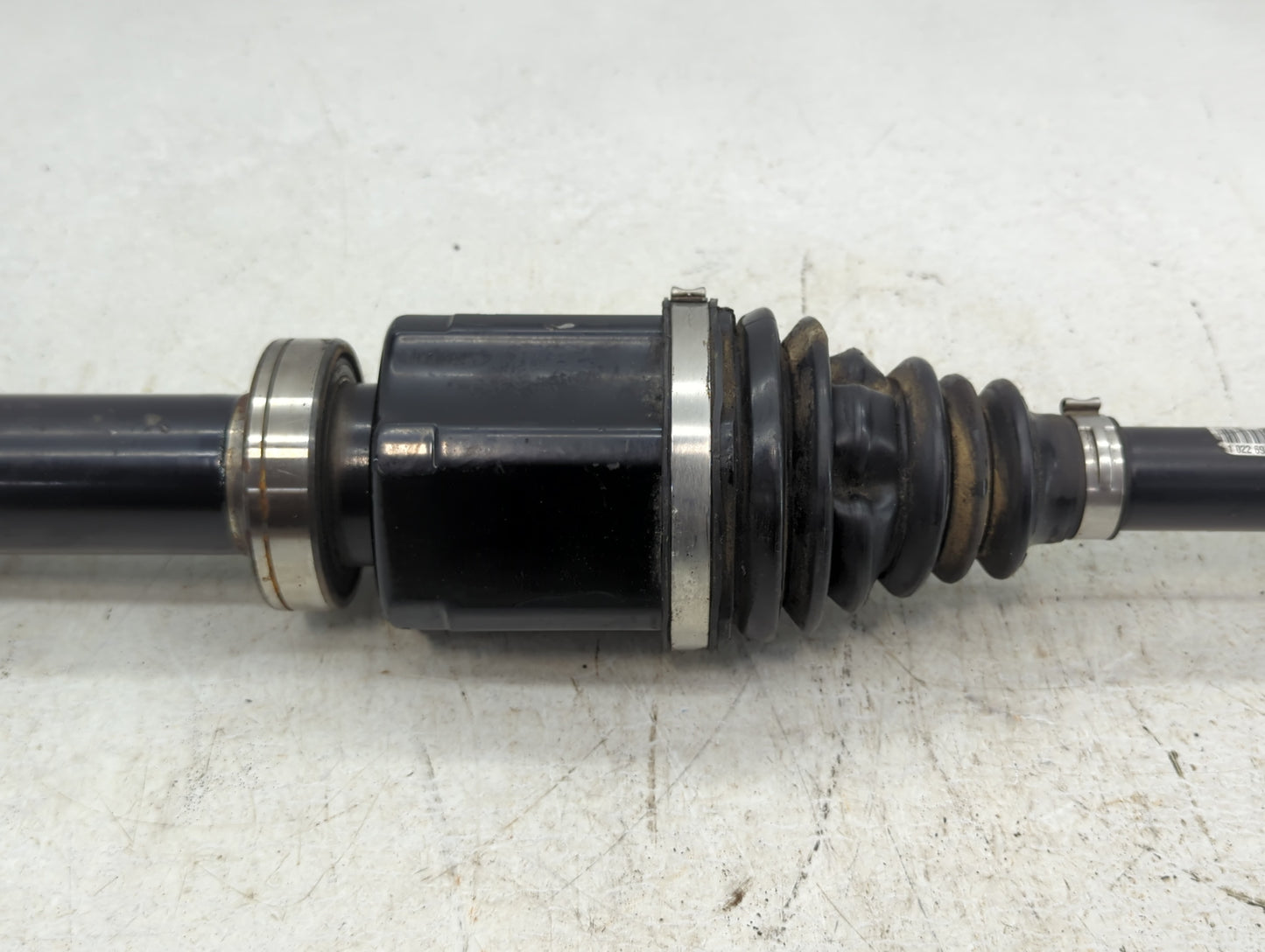 Volvo V60 Axle Shaft Front Passenger Cv C/v - Oemusedautoparts1.com