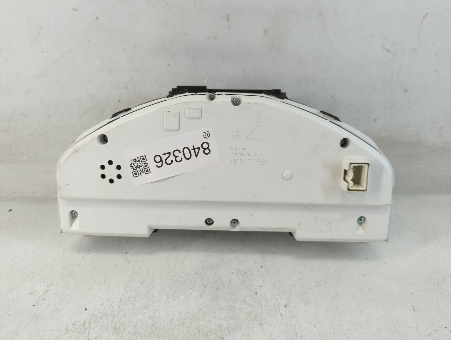 2013 Volvo V60 Instrument Cluster Speedometer Gauges P/N:69799-640U Fits Fits 2011 2012 2014 OEM Used Auto Parts - Oemusedau