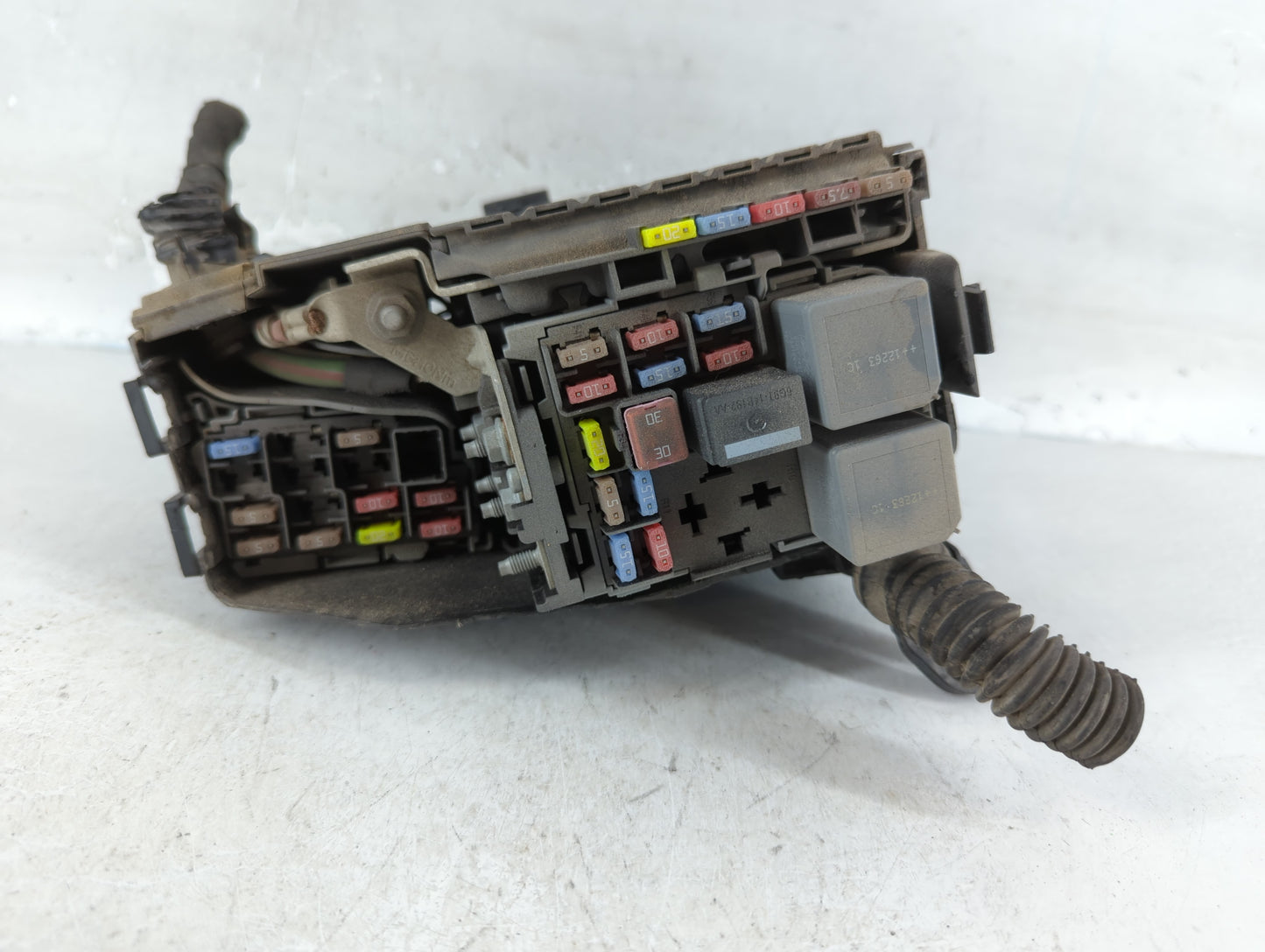 2013 Volvo V60 Fusebox Fuse Box Panel Relay Module P/N:31346538 Fits Fits 2011 2012 2014 OEM Used Auto Parts - Oemusedautopa