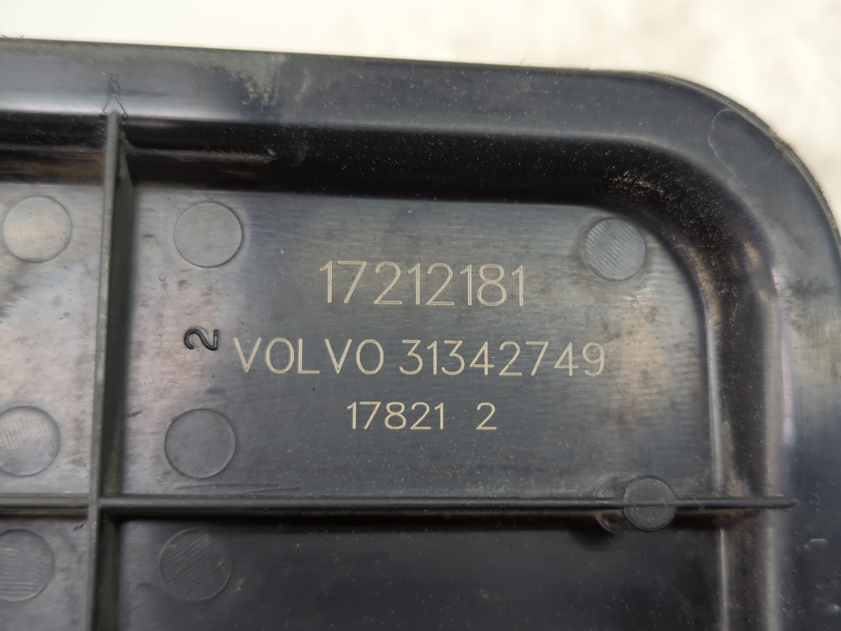 2013 Volvo V60 Fuel Vapor Charcoal Canister - Oemusedautoparts1.com