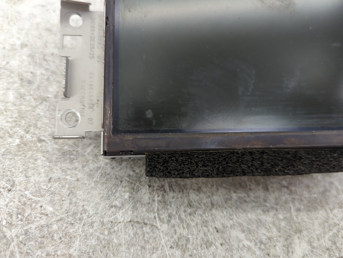 Volvo Volvo 60 Series Information Radio Display Screen - Oemusedautoparts1.com