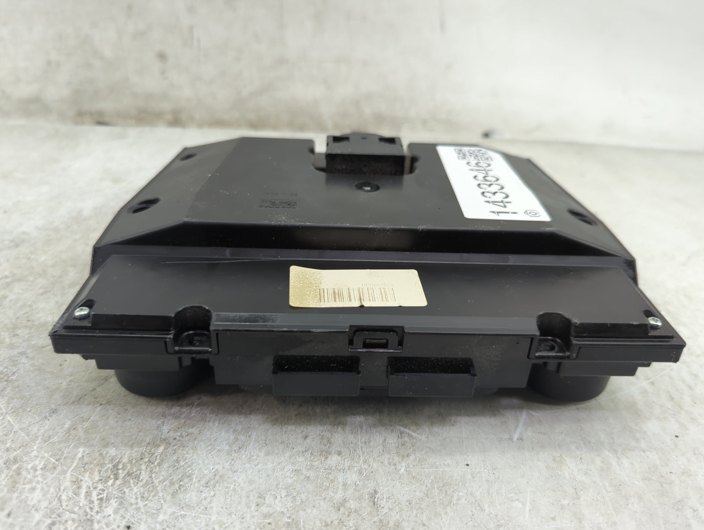2011-2013 Volvo Xc60 Radio Control Panel - Oemusedautoparts1.com