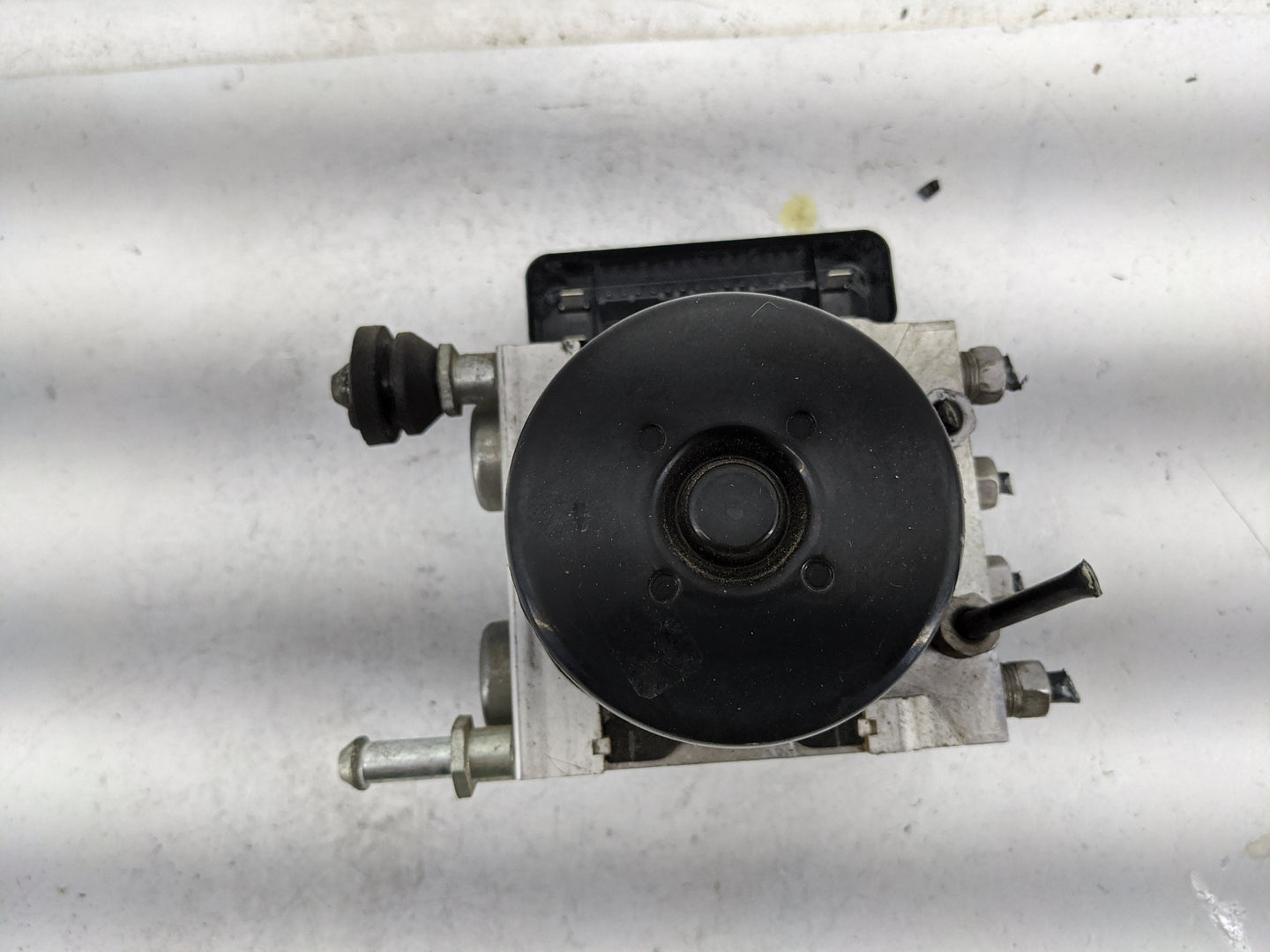 2013 Volvo Xc60 ABS Pump Control Module Replacement P/N:C3P4 7168 919 80524328, 303AF, 10.0212-0803.4 Fits OEM Used Auto Par