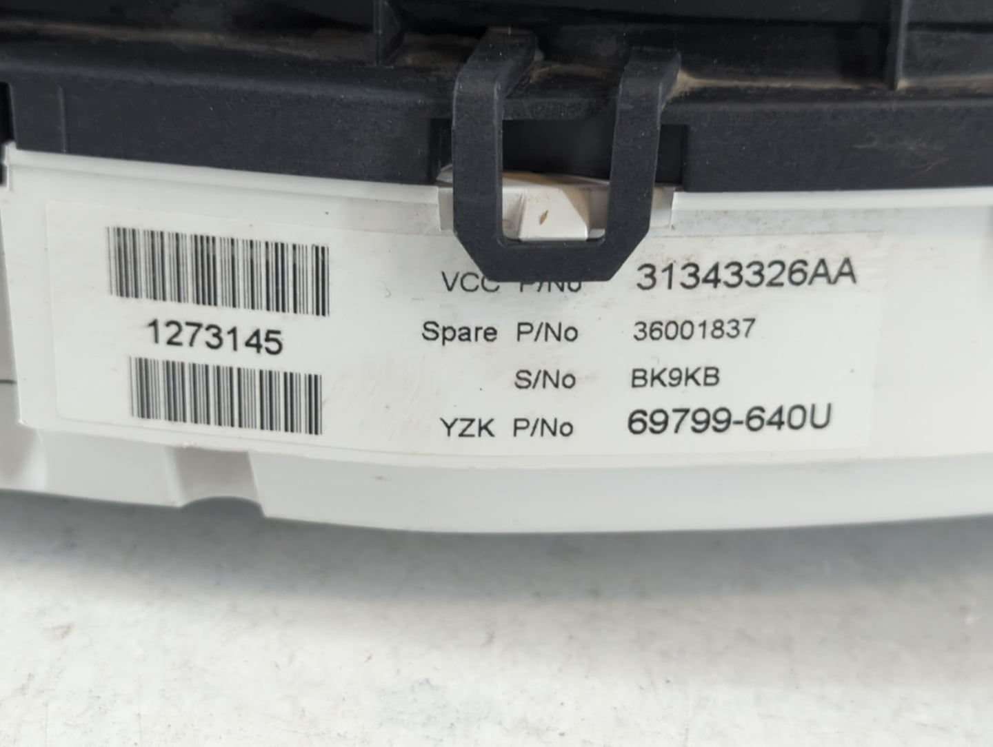 2013 Volvo Xc60 Instrument Cluster Speedometer Gauges P/N:31343326AA 1273145 Fits Fits 2014 OEM Used Auto Parts - Oemusedaut