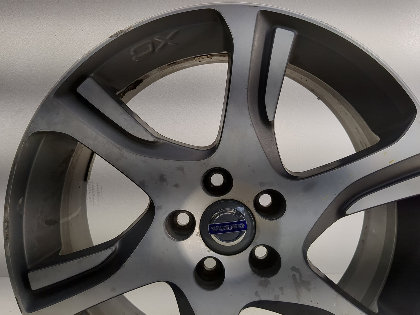2012-2015 Volvo Xc70 Oem Wheel Rim 1247530 - Oemusedautoparts1.com