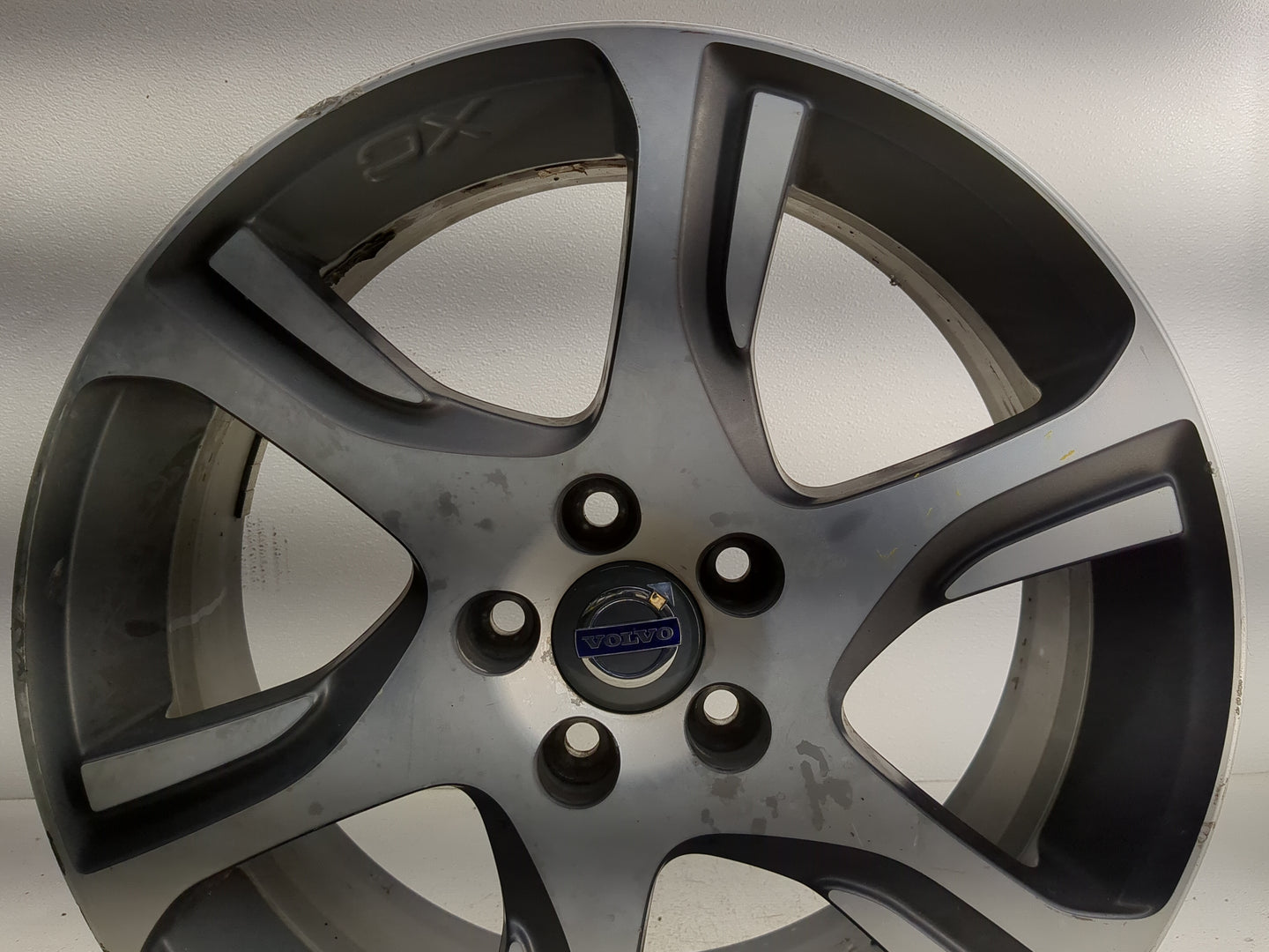 2012-2015 Volvo Xc70 Oem Wheel Rim 1247530 - Oemusedautoparts1.com
