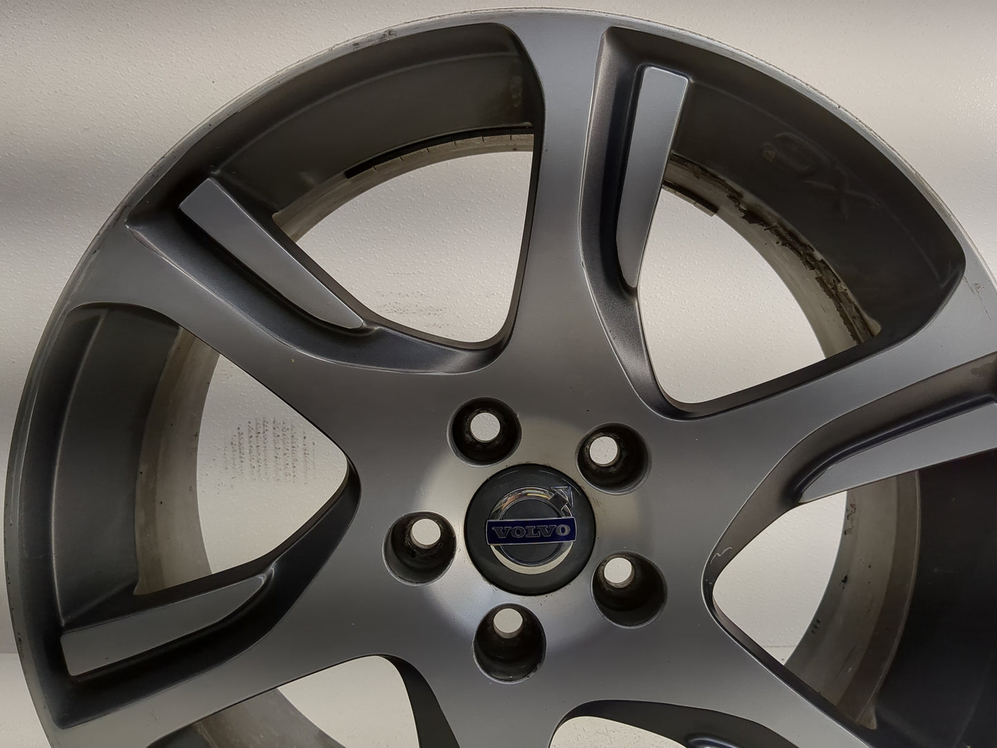 2012-2015 Volvo Xc70 Oem Wheel Rim - Oemusedautoparts1.com