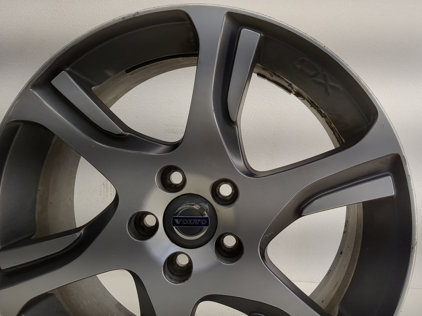 2012-2015 Volvo Xc70 Oem Wheel Rim - Oemusedautoparts1.com