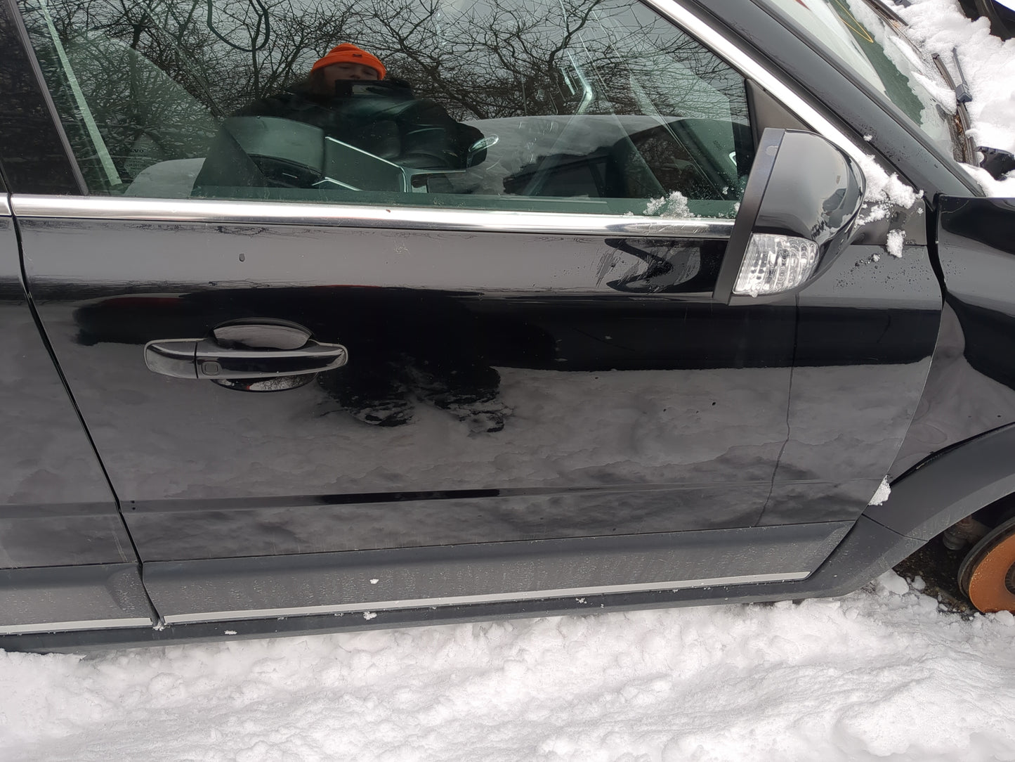 2008-2016 Volvo Xc70 Passenger Front Door Oem - Oemusedautoparts1.com