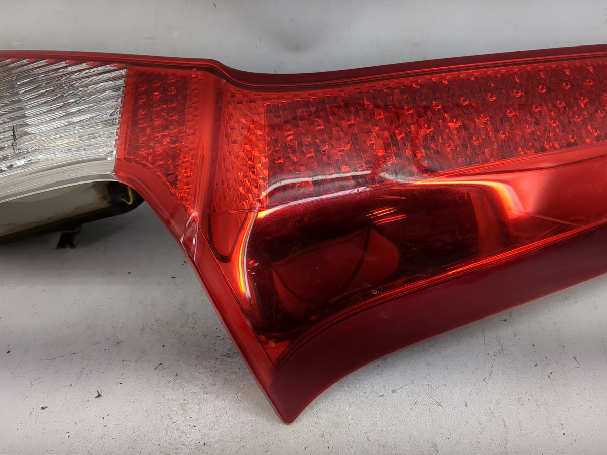 2008-2013 Volvo Xc70 Tail Light Assembly Passenger Right OEM Fits Fits 2008 2009 2010 2011 2012 2013 OEM Used Auto Parts - O