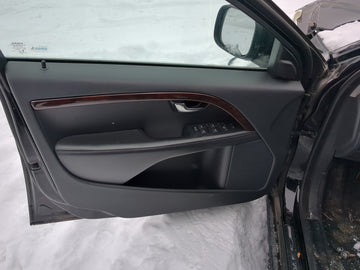 2013 Volvo Xc70 Front Left Driver Interior Door Panel Trim - Oemusedautoparts1.com