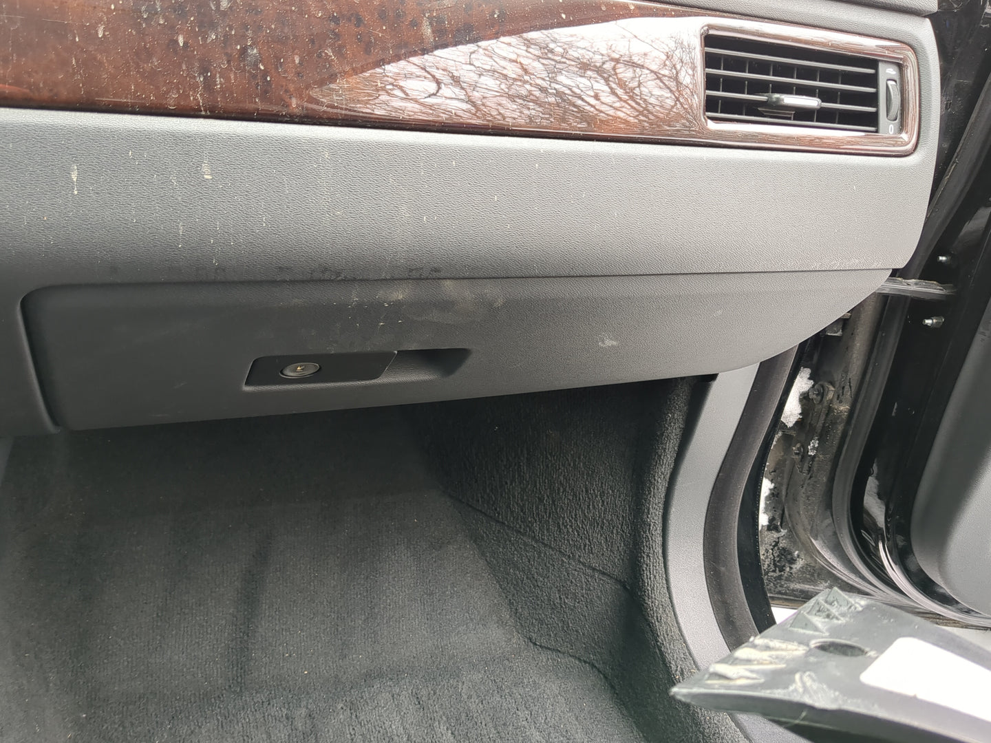 2013 Volvo Xc70 Passenger Glove Box Door Storage Compartment - Oemusedautoparts1.com