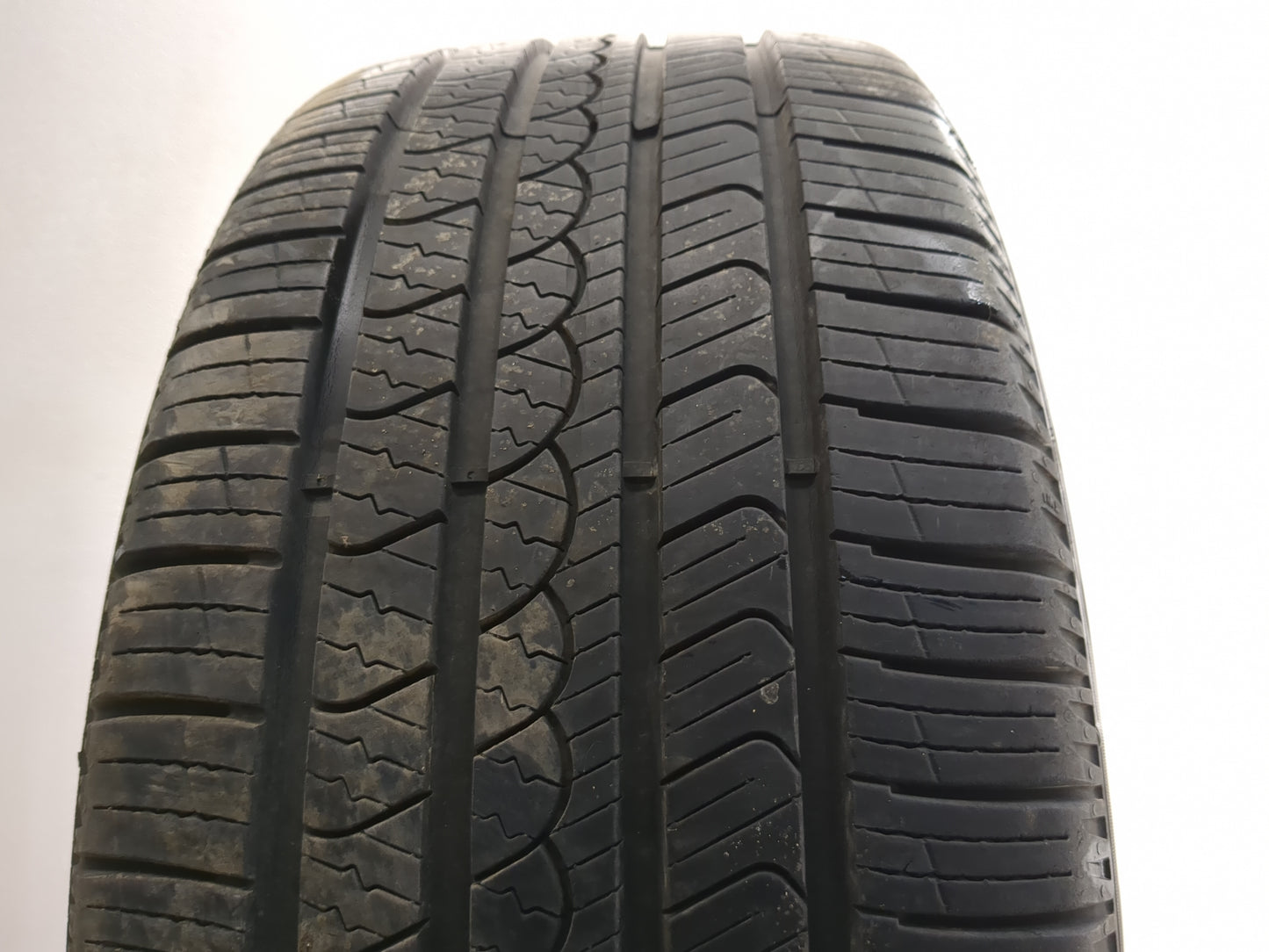 Used Tire 235/50R18 FIRELLI P7 AS PLUS 3 97V - Tread Depth 9/32 - Oemusedautoparts1.com