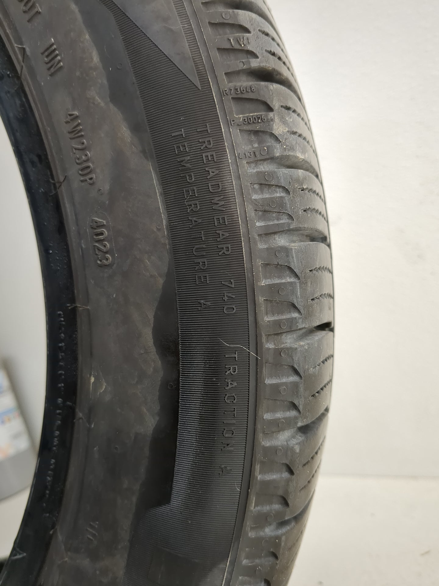 Used Tire 235/50R18 FIRELLI P7 AS PLUS 3 97V - Tread Depth 9/32 - Oemusedautoparts1.com