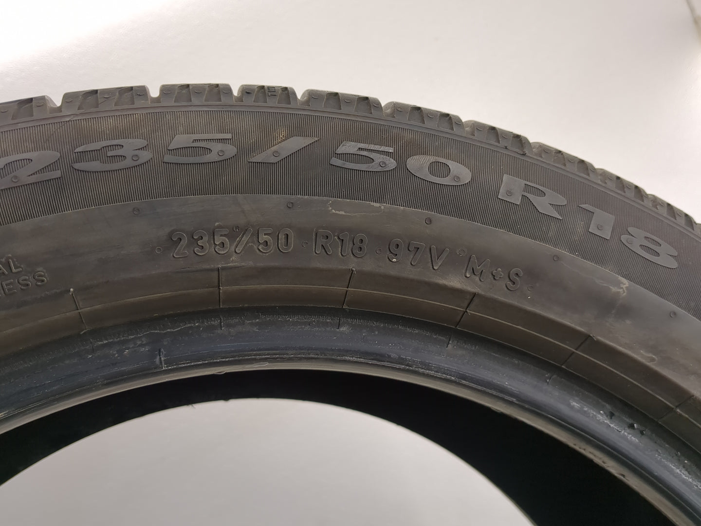 Used Tire 235/50R18 FIRELLI P7 AS PLUS 3 97V - Tread Depth 9/32 - Oemusedautoparts1.com
