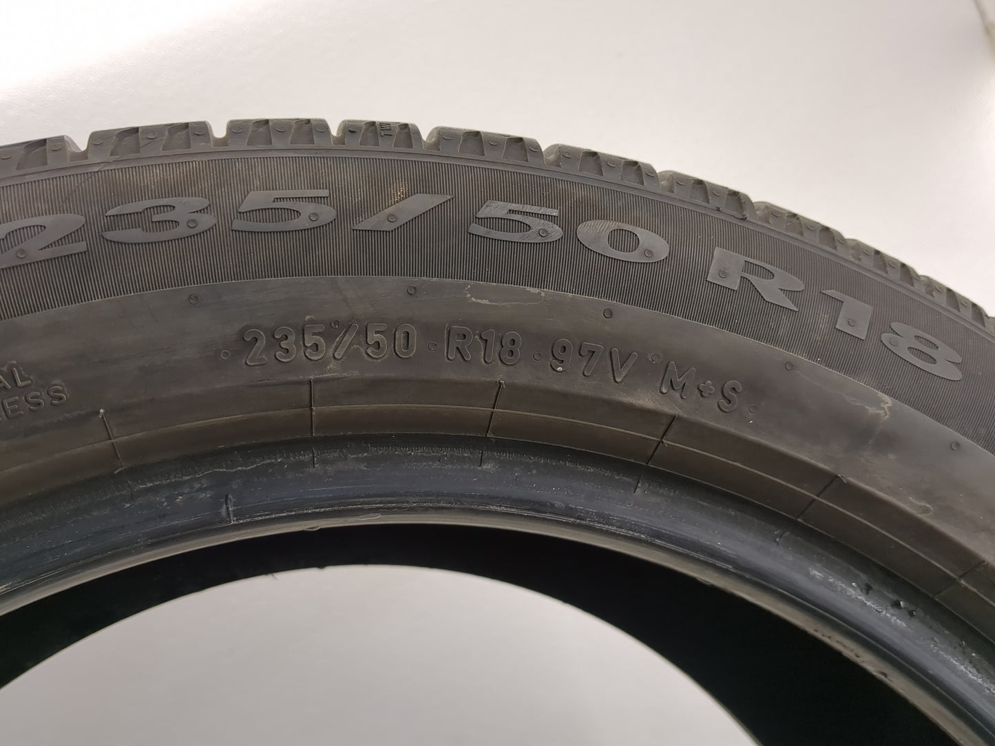 Used Tire 235/50R18 FIRELLI P7 AS PLUS 3 97V - Tread Depth 9/32 - Oemusedautoparts1.com