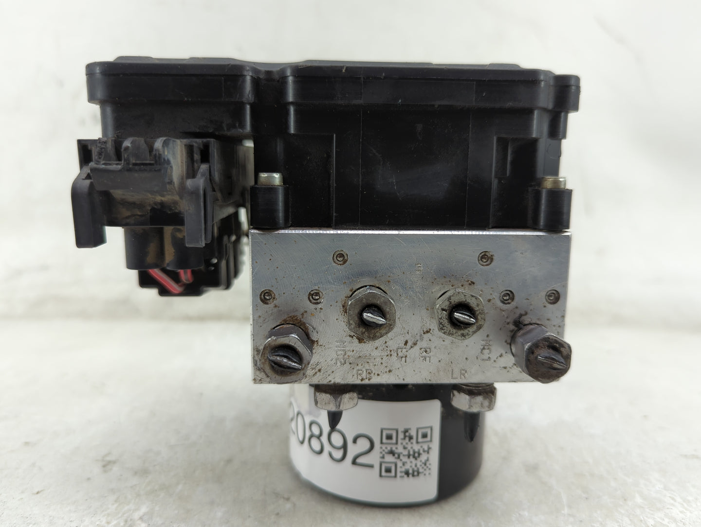 2013 Volvo Xc70 ABS Pump Control Module Replacement Fits OEM Used Auto Parts - Oemusedautoparts1.com