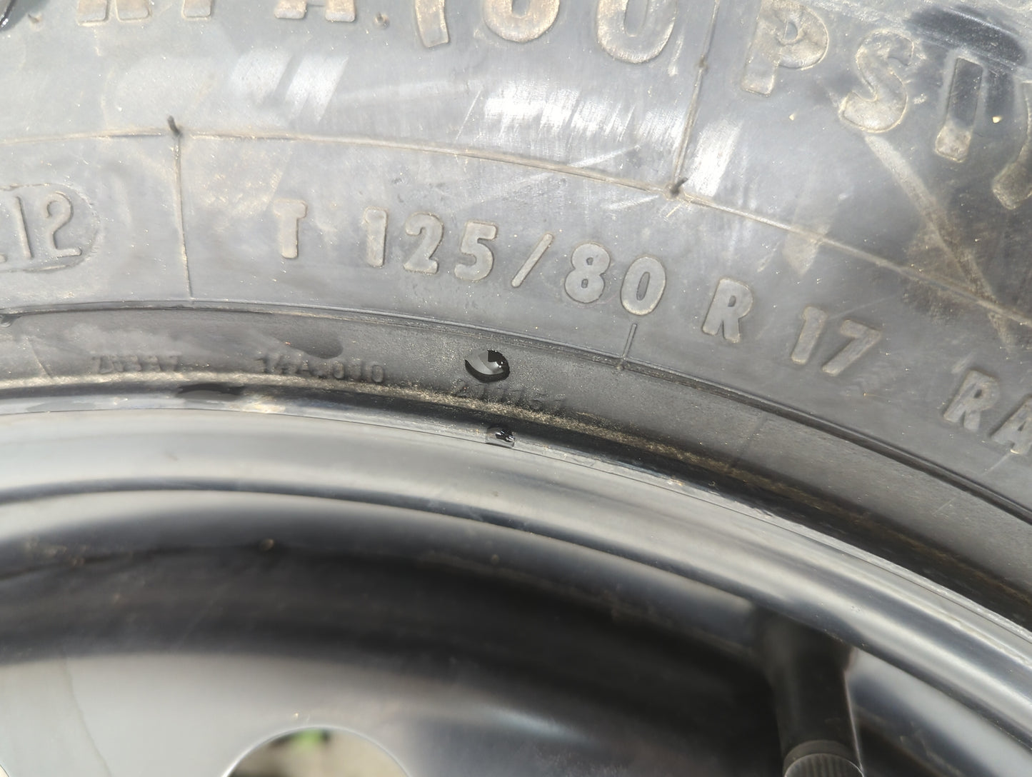 2007-2016 Volvo Xc70 Spare Donut Tire Wheel Rim Oem Black - Oemusedautoparts1.com