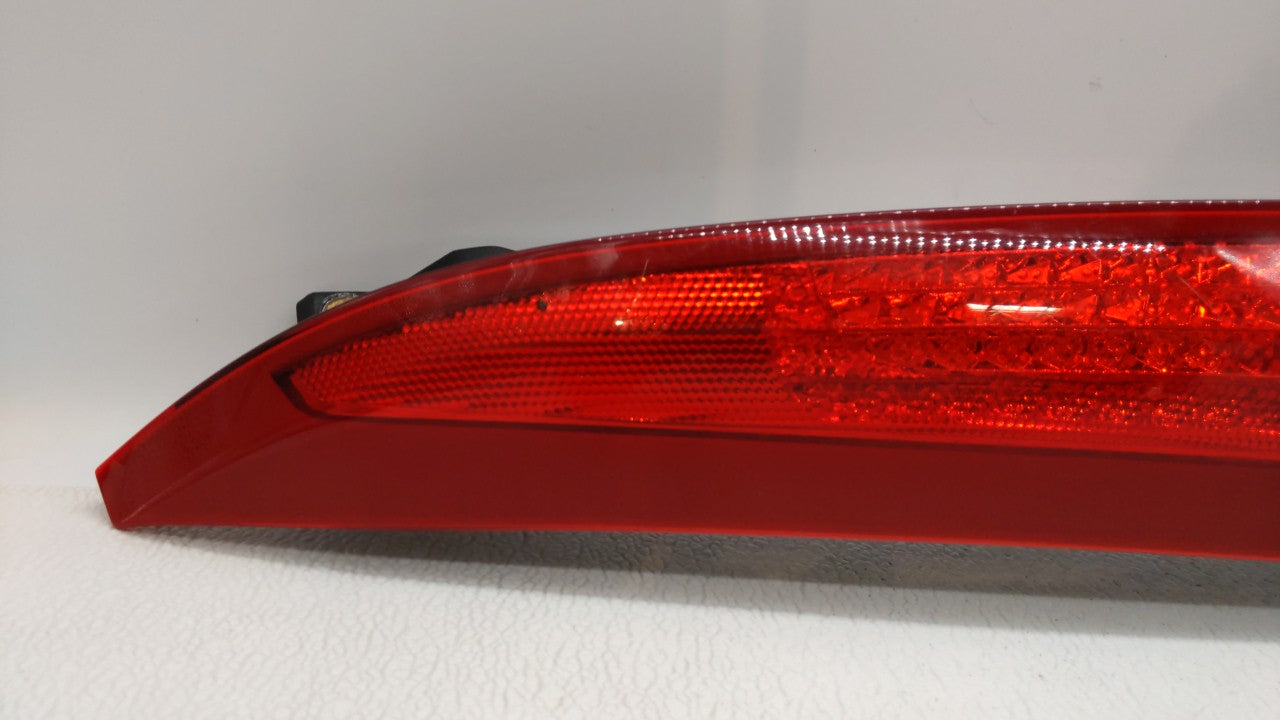 2007-2014 Volvo Xc90 Tail Light Assembly Driver Left OEM Fits Fits 2007 2008 2009 2010 2011 2012 2013 2014 OEM Used Auto Par