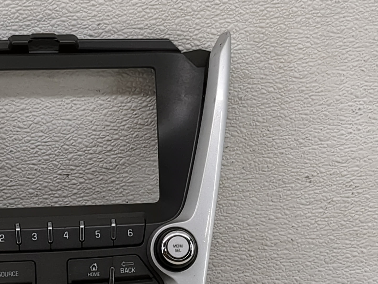 2012-2015 Chevrolet Equinox Radio Control Panel Silver 1468180 - Oemusedautoparts1.com