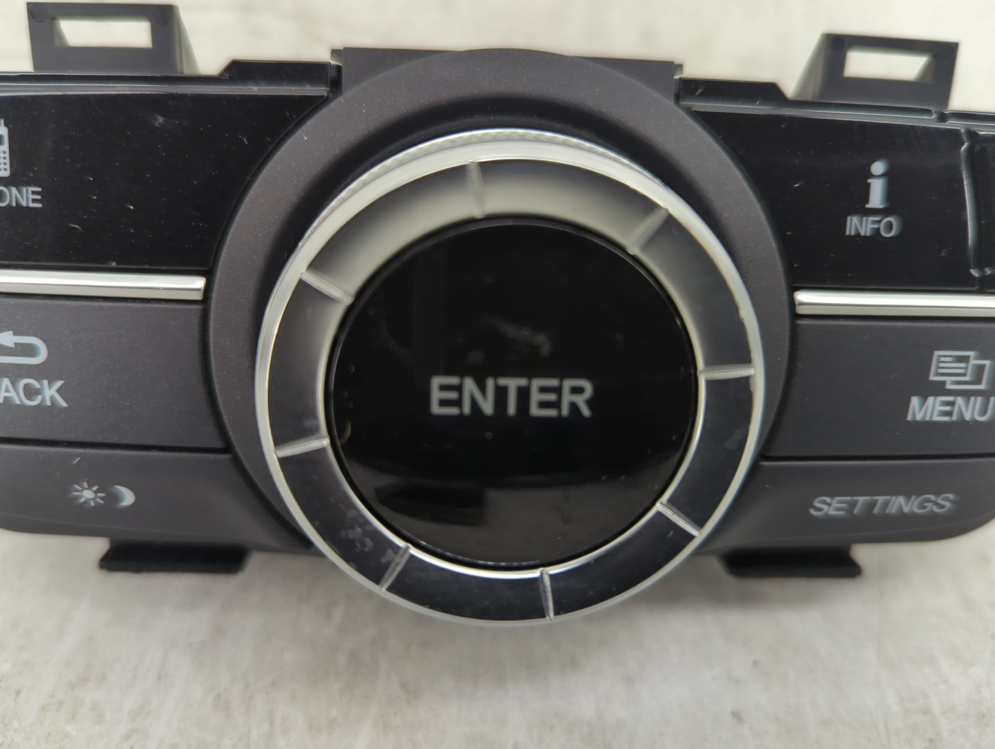 2014-2017 Acura Mdx Radio AM FM Cd Player Receiver Replacement Fits Fits 2014 2015 2016 2017 OEM Used Auto Parts - Oemusedau