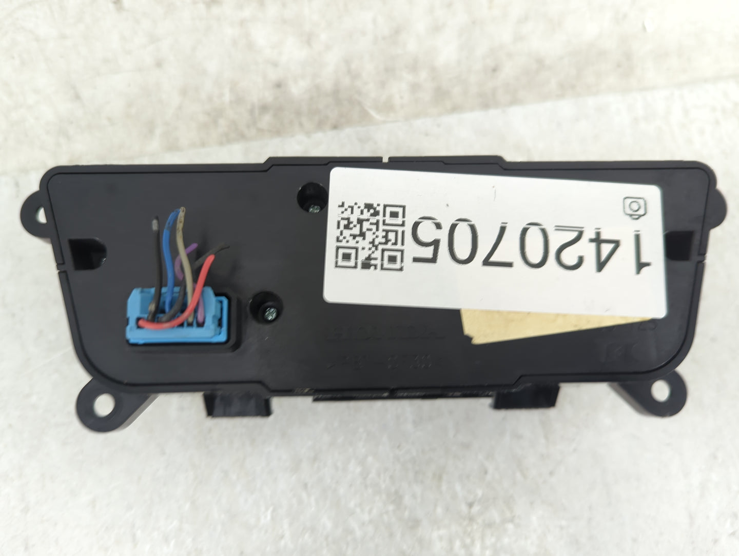 2014-2017 Acura Mdx Radio AM FM Cd Player Receiver Replacement Fits Fits 2014 2015 2016 2017 OEM Used Auto Parts - Oemusedau