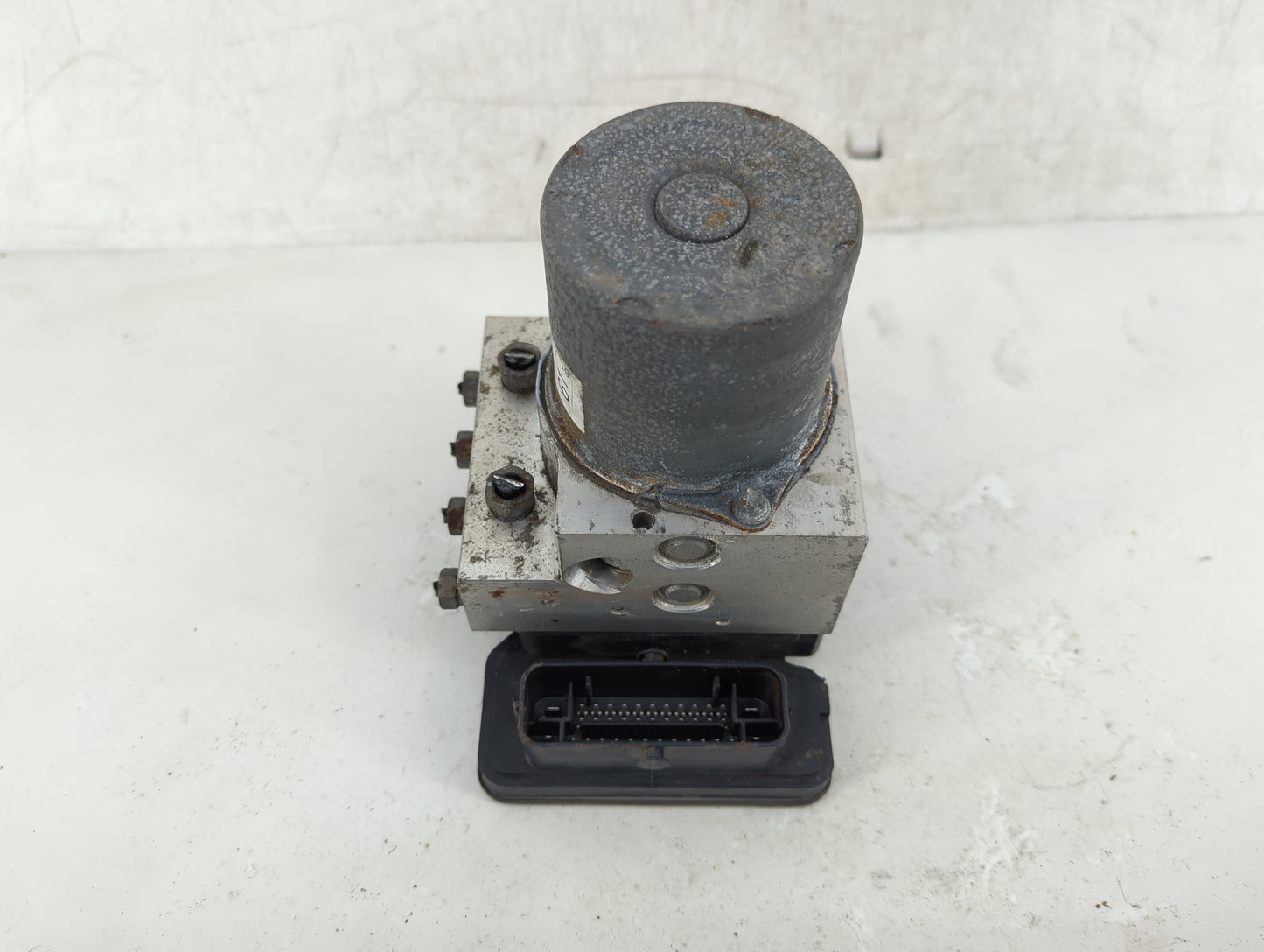 2014-2015 Acura Mdx ABS Pump Control Module Replacement Fits Fits 2014 2015 OEM Used Auto Parts - Oemusedautoparts1.com