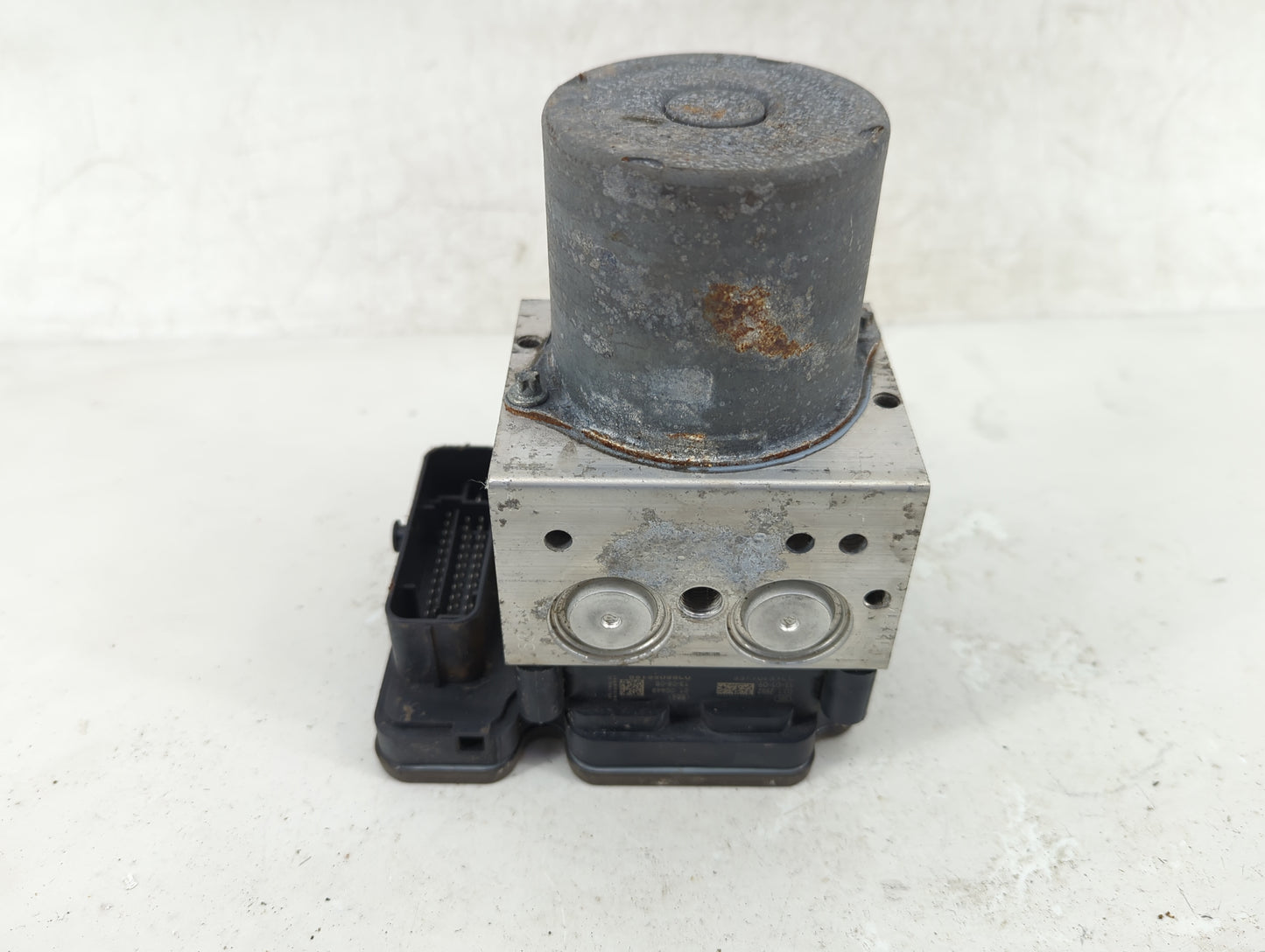 2014-2015 Acura Mdx ABS Pump Control Module Replacement Fits Fits 2014 2015 OEM Used Auto Parts - Oemusedautoparts1.com