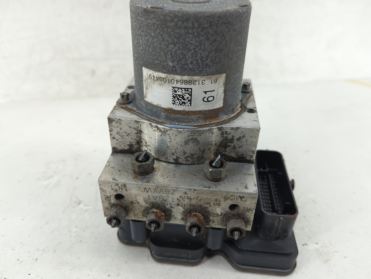2014-2015 Acura Mdx ABS Pump Control Module Replacement Fits Fits 2014 2015 OEM Used Auto Parts - Oemusedautoparts1.com