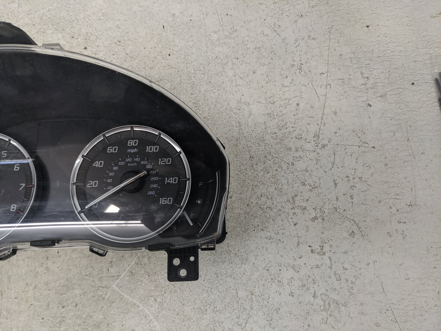 2014-2015 Acura Mdx Instrument Cluster Speedometer Gauges P/N:78100-TZ5-A130 TN257470-6528 Miles:107K Fits Fits 2014 2015 OE