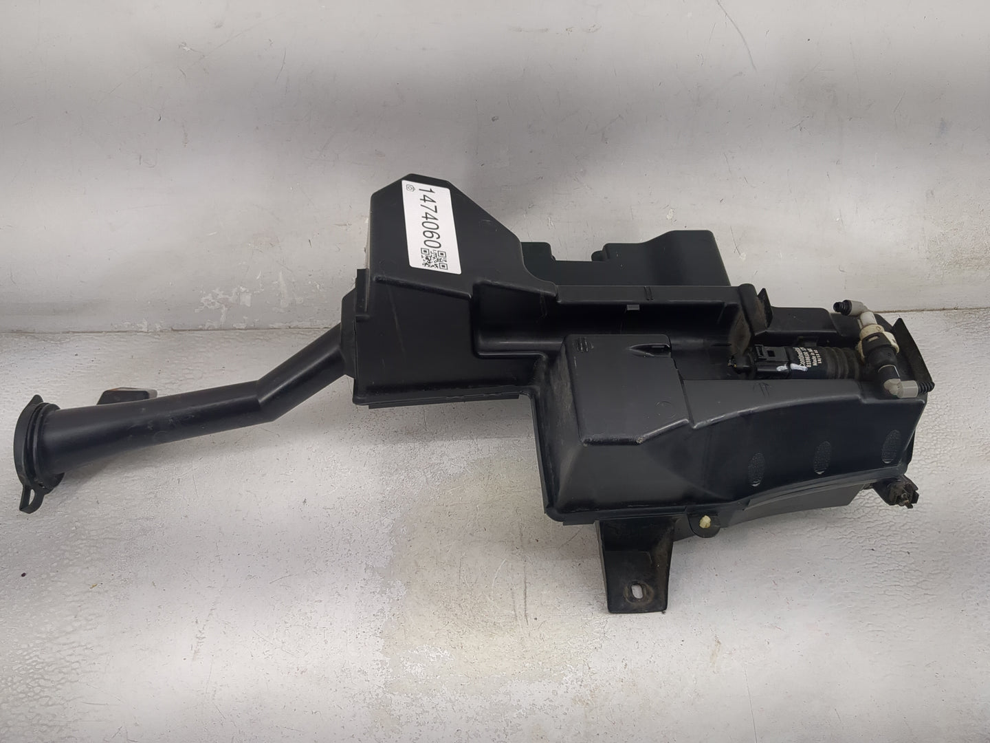 2014-2020 Acura Mdx Windshield Washer Fluid Reservoir Bottle Oem 1474060 - Oemusedautoparts1.com