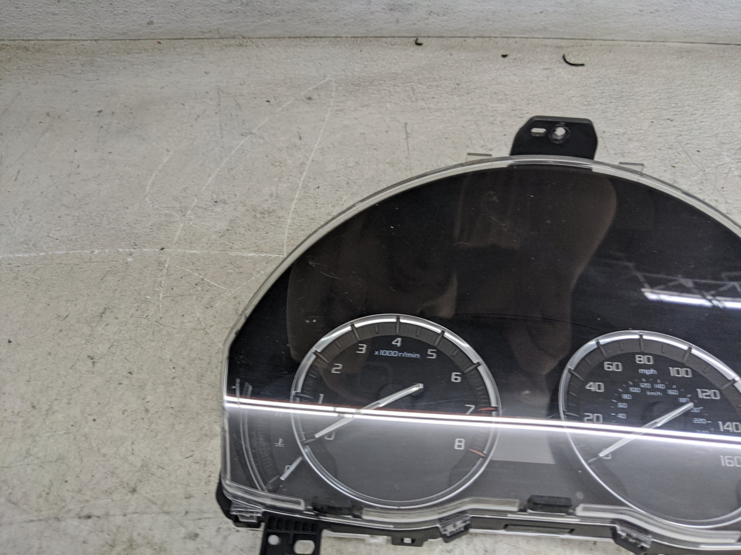 2014-2015 Acura Mdx Instrument Cluster Speedometer Gauges P/N:78100-TK4-A031-M1 Miles: Fits Fits 2014 2015 OEM Used Auto Par
