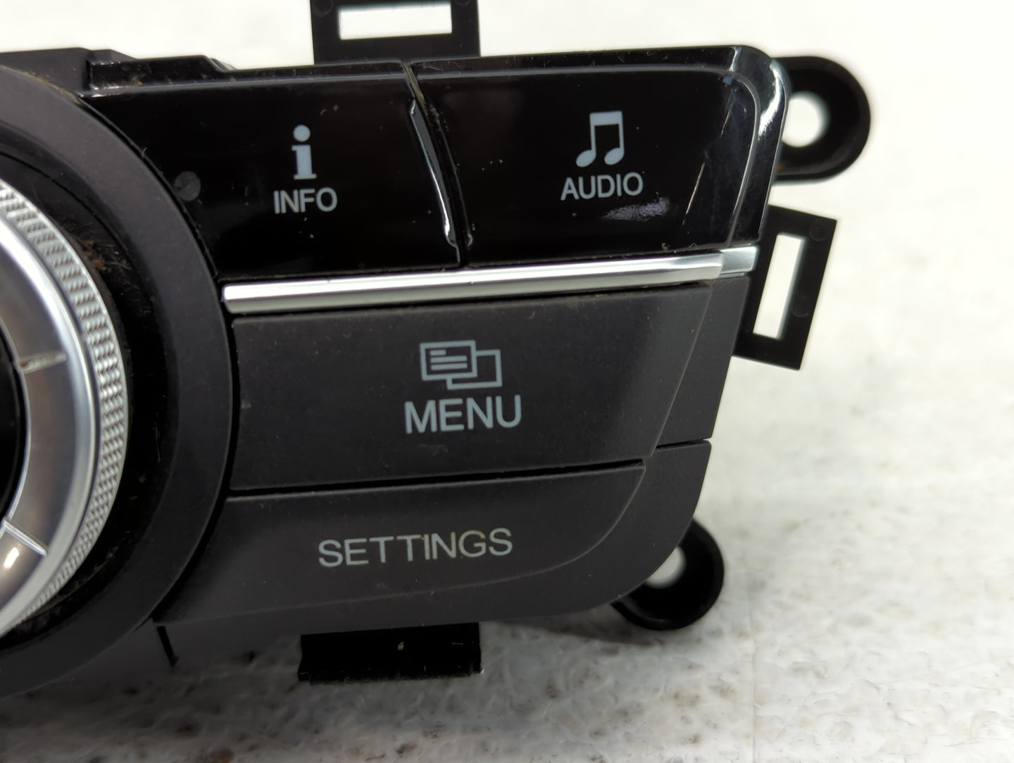 2014-2017 Acura Mdx Am Fm Cd Player Radio Receiver - Oemusedautoparts1.com