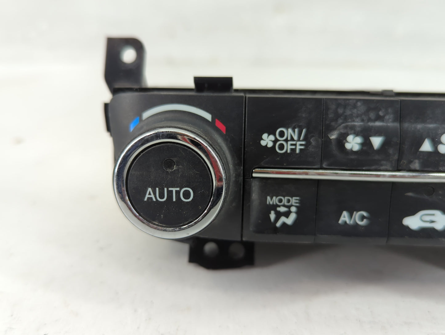 2014 Acura Rdx Climate Control Module Temperature AC/Heater Replacement Fits OEM Used Auto Parts - Oemusedautoparts1.com