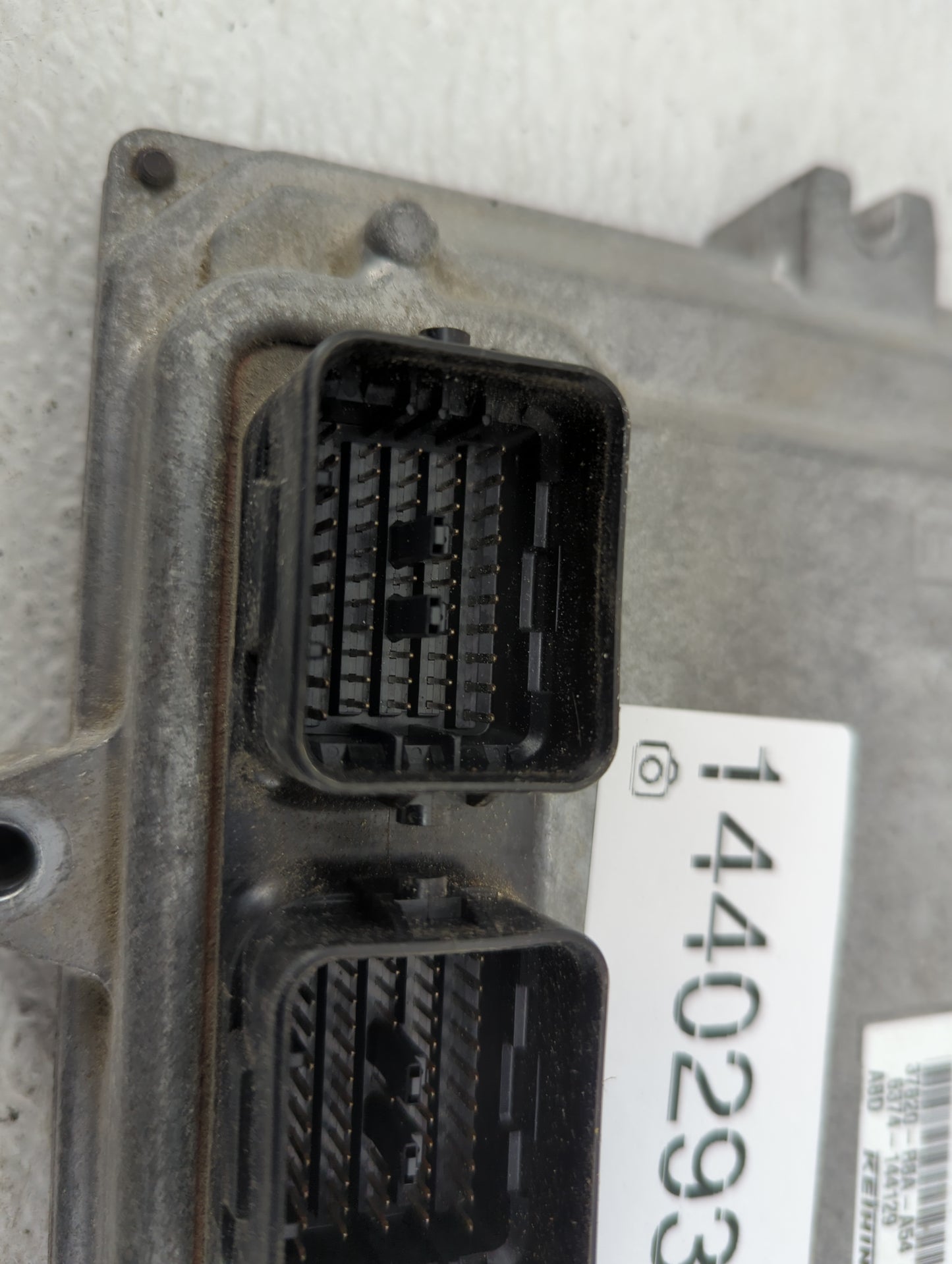 2013-2015 Acura Rdx PCM Engine Control Computer ECU ECM PCU OEM P/N:37820-R8A-A54 Fits Fits 2013 2014 2015 OEM Used Auto Par