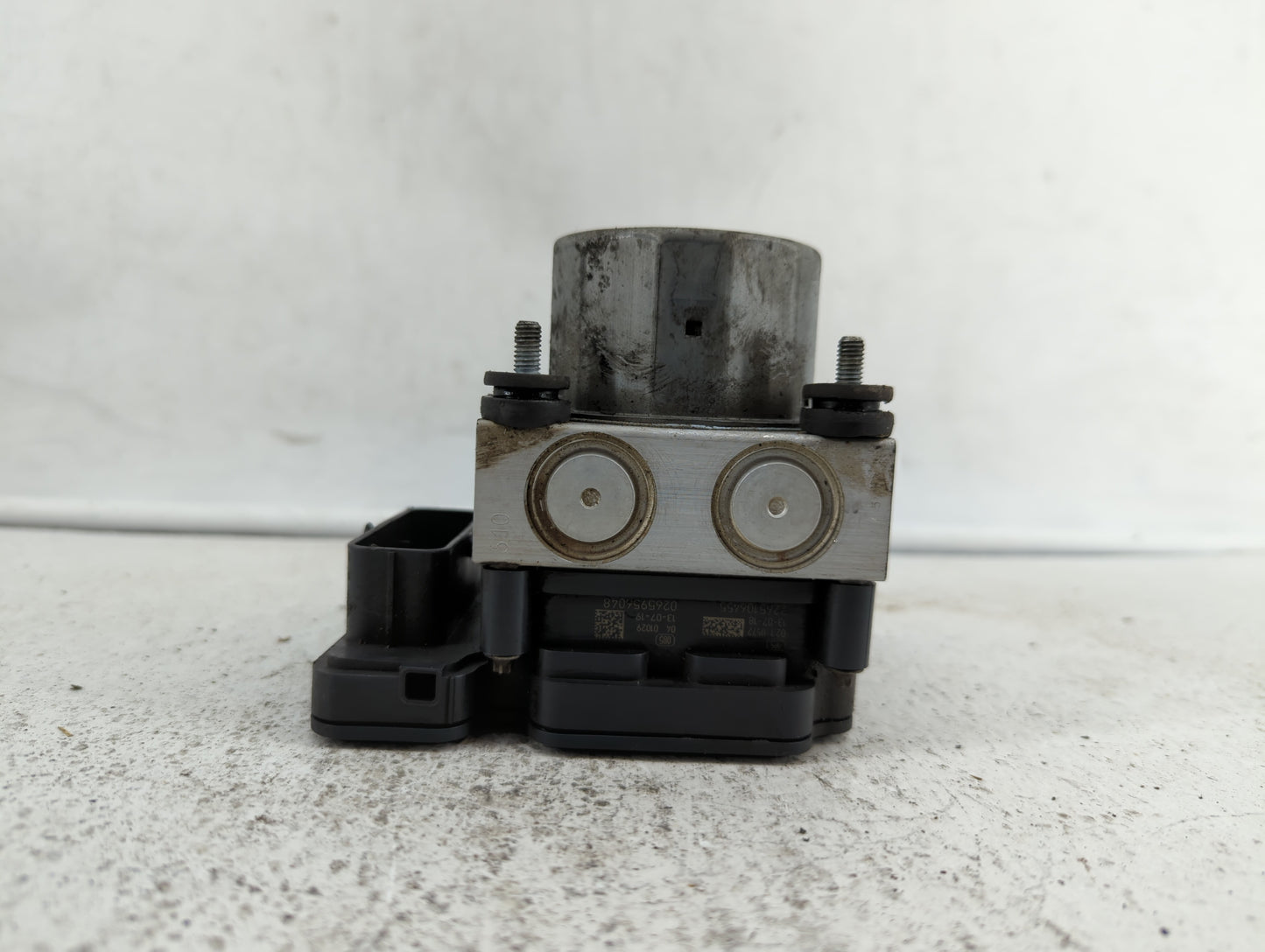 2013-2015 Acura Rdx ABS Pump Control Module Replacement P/N:57110-TX4 Fits Fits 2013 2014 2015 OEM Used Auto Parts - Oemused